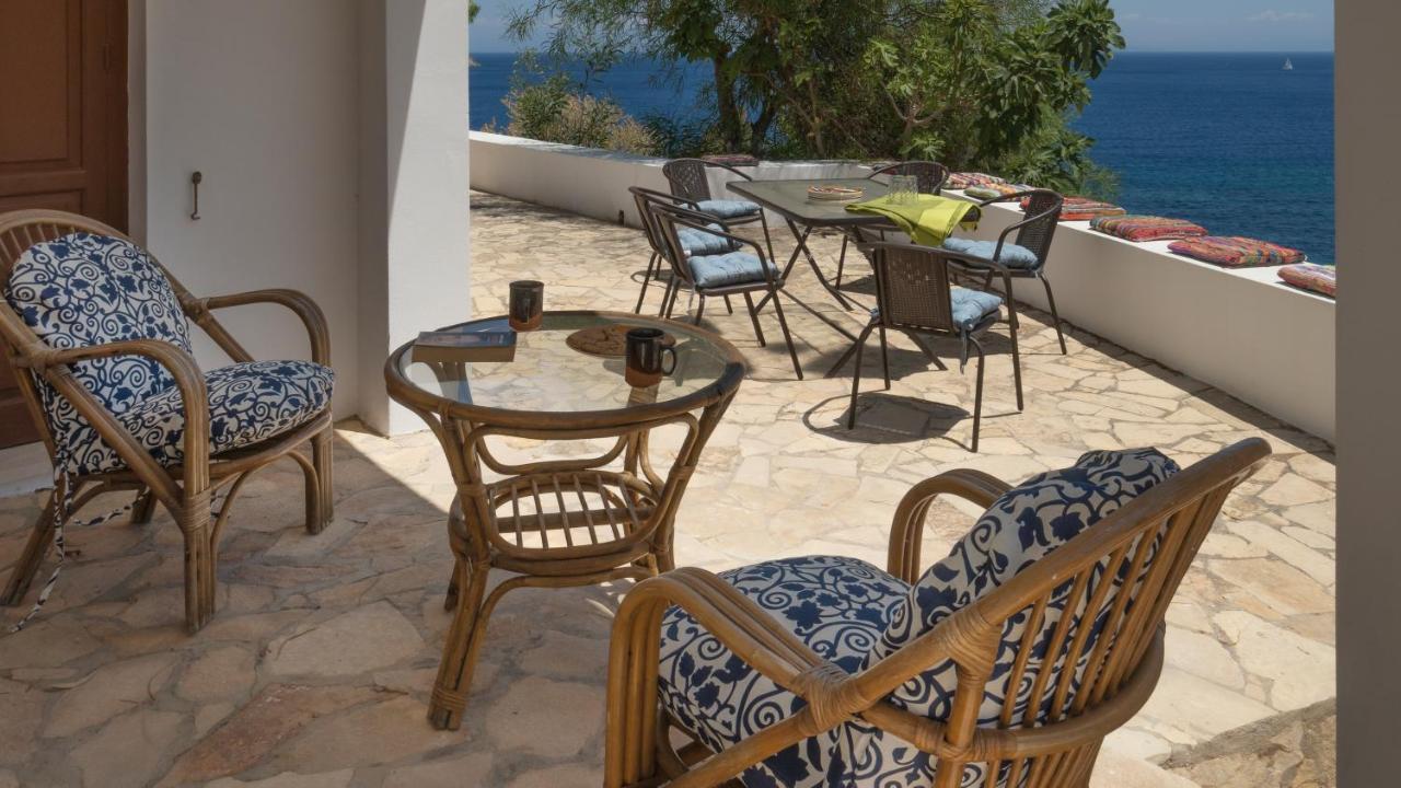 Ivi Beach Front Villa, Leros Vromolithos Luaran gambar