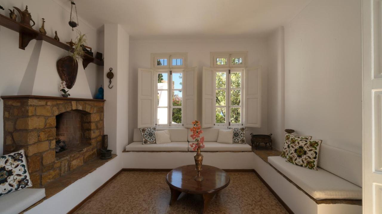 Ivi Beach Front Villa, Leros Vromolithos Luaran gambar